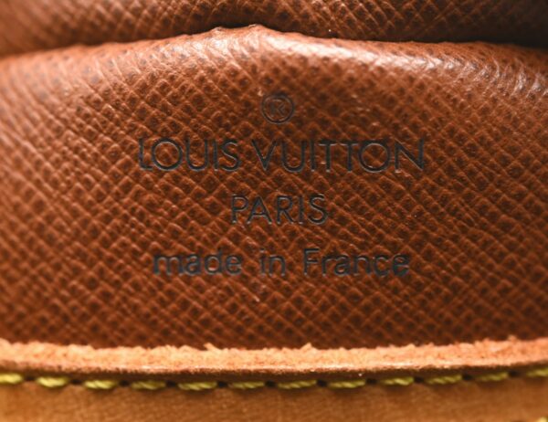 11641110 8 Louis Vuitton Blois Shoulder Bag Monogram Brown