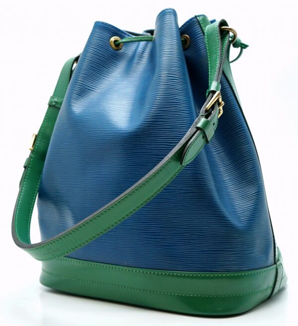 11641205 1 Louis Vuitton Noe Drawstring Bag Epi Bicolor Blue Green