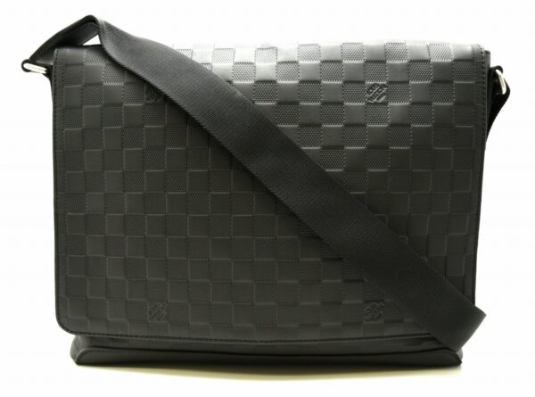 11641331 Louis Vuitton District MM Shoulder Bag Damier Infini Onyx