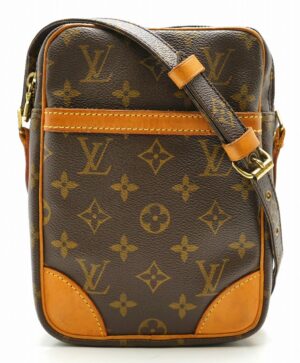 11641386 Louis Vuitton Scarlet Vernis Epi Monogram Canvas Spring Street