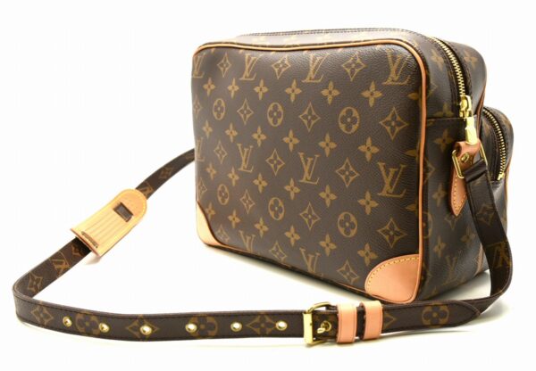 11641503 1 Louis Vuitton Nile Shoulder Bag Monogram Brown