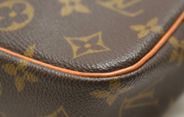 11641682 2 Louis Vuitton Pochette Cite Shoulder Bag Monogram Brown