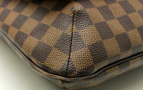 11641990 2 Louis Vuitton Musette Shoulder Bag Damier Brown