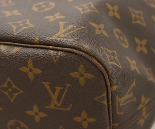 11642098 2 Louis Vuitton Neverfull MM Tote Bag Monogram Brown