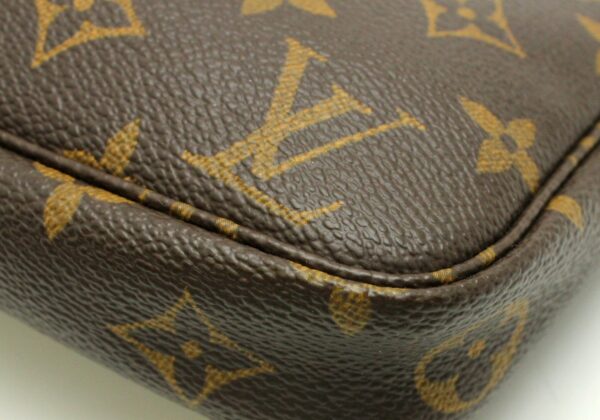 11642158 2 Louis Vuitton Pochette Accessory Pouch Monogram Brown