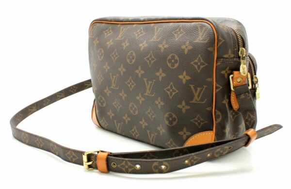 11642186 1 Louis Vuitton Nile Shoulder Bag Monogram Brown