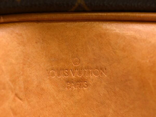 11650117 8 Louis Vuitton Trouville Handbag Monogram Brown