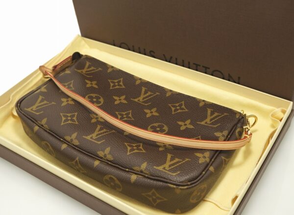 11650312 8 Louis Vuitton Pochette Accessory Pouch Monogram Brown