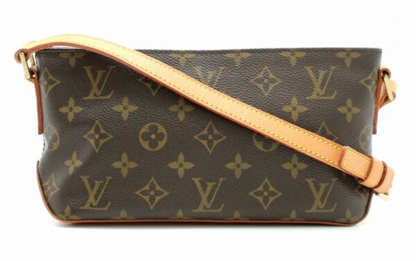 11650742 Louis Vuitton Trotter Shoulder Bag Monogram Brown