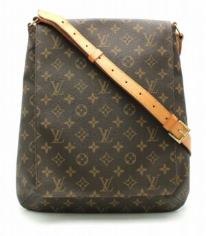 11650747 Gucci GG Medium Messenger Bag