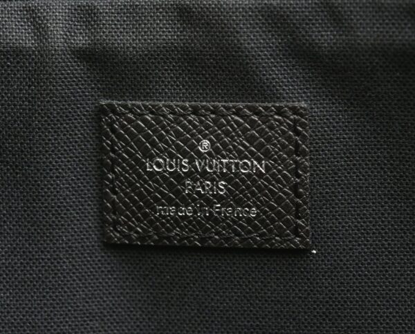 11651090 8 Louis Vuitton PDB PM Business Bag Taiga Black