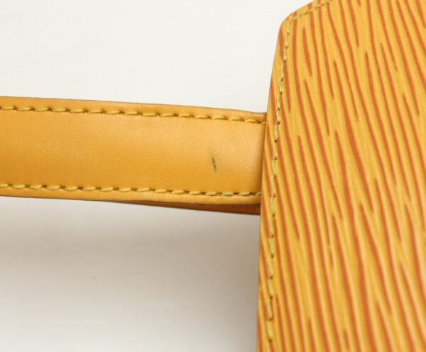 11651181 3 Louis Vuitton Cluny Shoulder Bag Epi Yellow