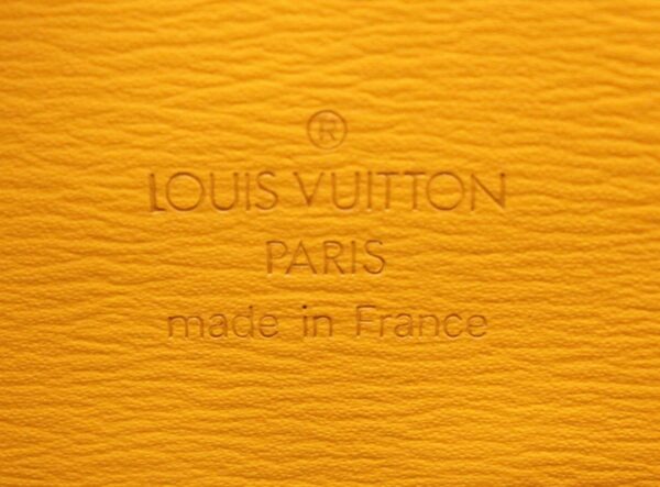 11651181 8 Louis Vuitton Cluny Shoulder Bag Epi Yellow