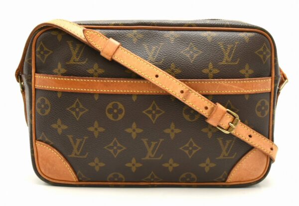 11651272 Louis Vuitton Trocadero 27 Shoulder Bag Monogram Brown