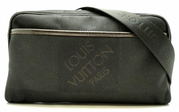 11651586 Louis Vuitton Acrobat Body Bag Damier Jean Black