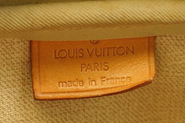 11660064 8 Louis Vuitton Deauville Handbag Monogram Brown