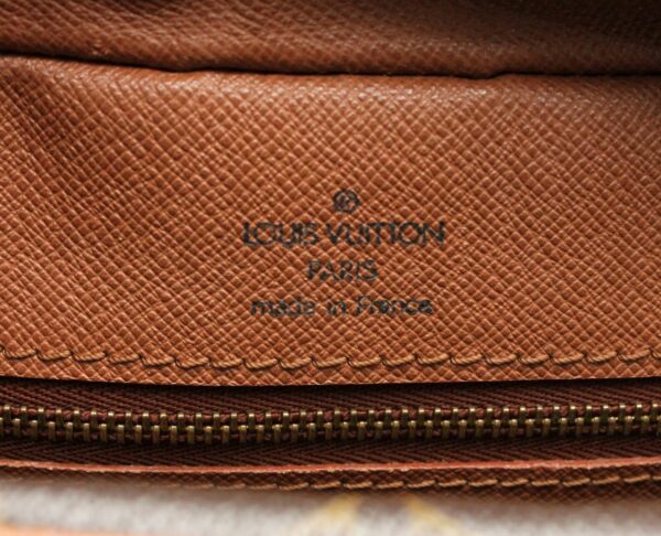 11660422 8 Louis Vuitton Nile Shoulder Bag Monogram Brown