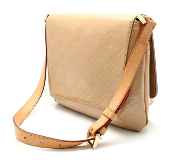 11660886 1 Louis Vuitton Monogram Vernis Thompson Street Shoulder Bag Beige