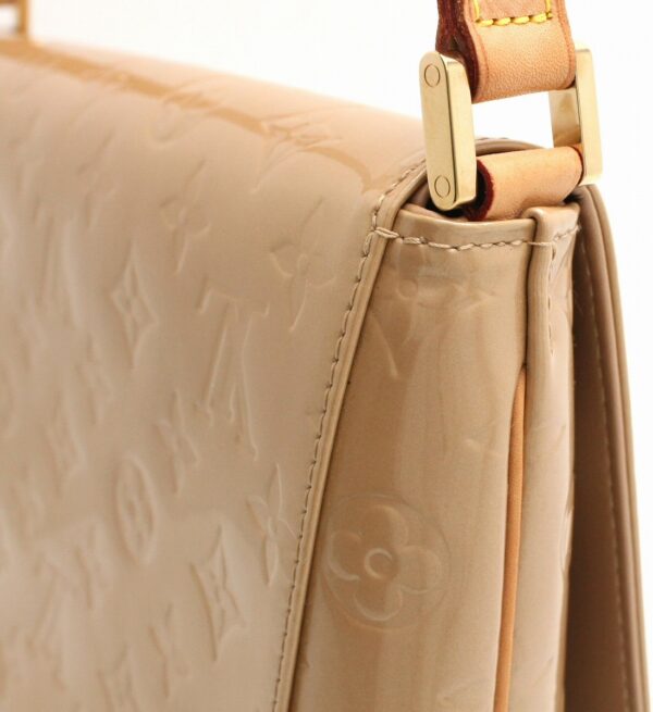 11660886 6 Louis Vuitton Monogram Vernis Thompson Street Shoulder Bag Beige