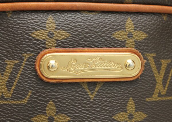 11660903 7 Louis Vuitton Monogram Montorgueil PM Handbag Canvas