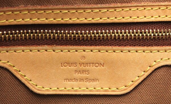 11660904 8 Louis Vuitton Monogram Batignolles Tote Bag Canvas