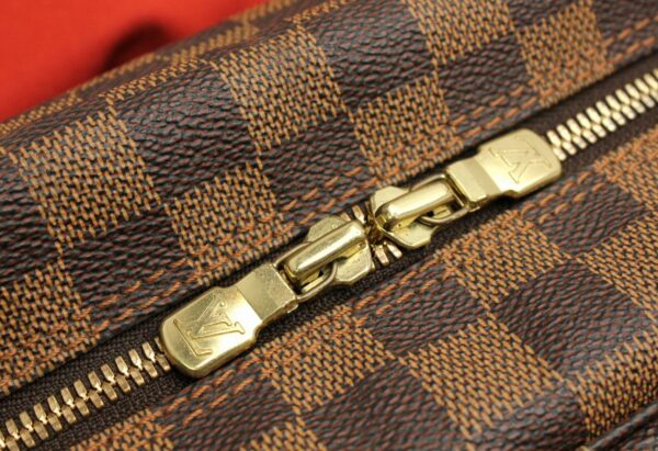 11660933 5 Louis Vuitton Damier Naviglio Shoulder Bag Canvas