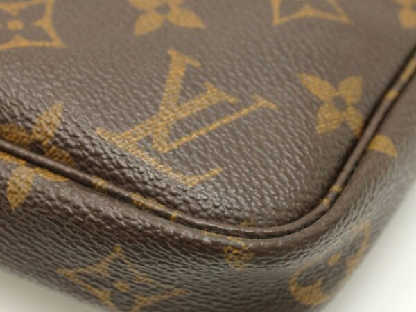 11660967 2 Louis Vuitton Monogram Pochette Accessory Pouch Canvas