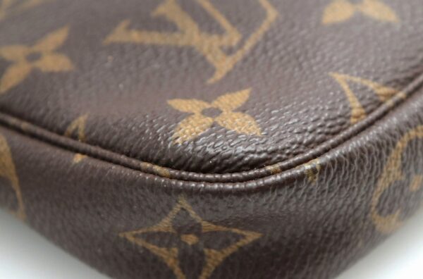 11660997 2 Louis Vuitton Monogram Mini Pochette Accessory Pouch Canvas