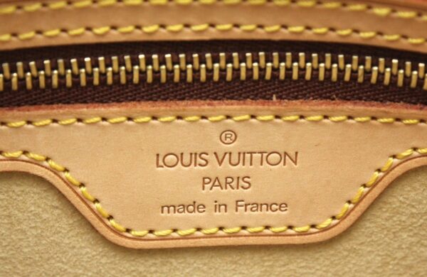 11661352 8 Louis Vuitton Monogram Looping MM Shoulder Bag Canvas Brown