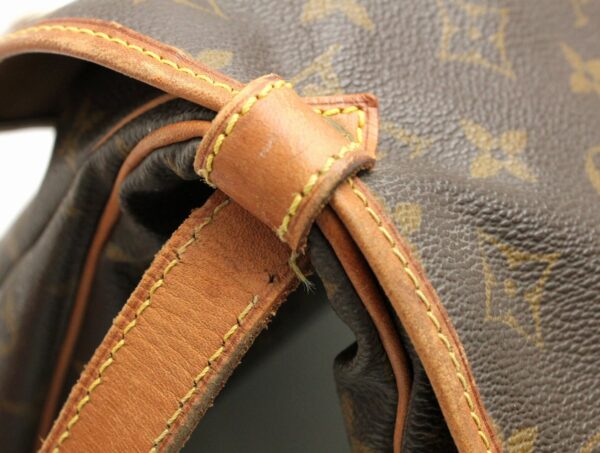 11661360 6 Louis Vuitton Monogram Saumur 30 Shoulder Bag Canvas Brown