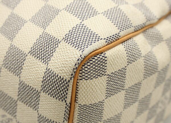 11661431 2 Louis Vuitton Damier Azur Speedy 25 Handbag Canvas White