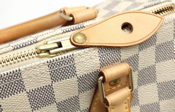 11661431 5 Louis Vuitton Damier Azur Speedy 25 Handbag Canvas White