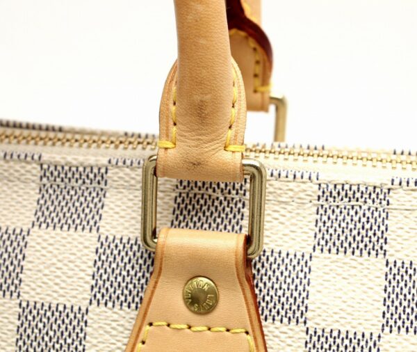 11661431 6 Louis Vuitton Damier Azur Speedy 25 Handbag Canvas White