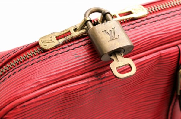 11661596 5 Louis Vuitton Epi Voyage PDV Briefcase Leather Red