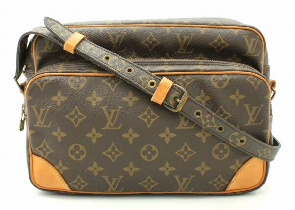 11661642 Louis Vuitton Monogram Nile Shoulder Bag Canvas Brown