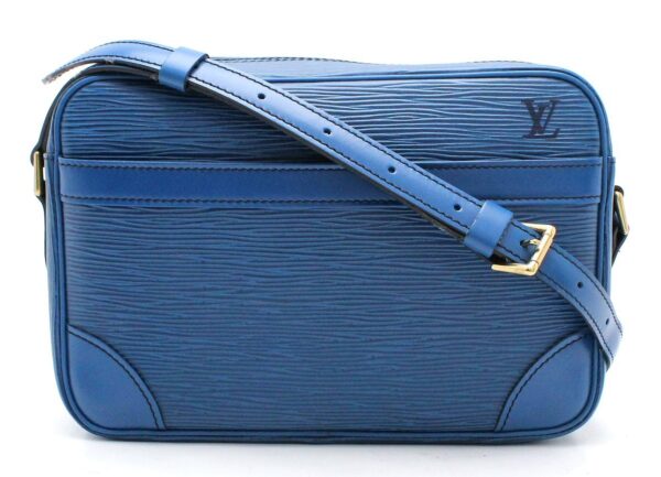 11661940 Louis Vuitton Epi Trocadero Shoulder Bag Leather Blue