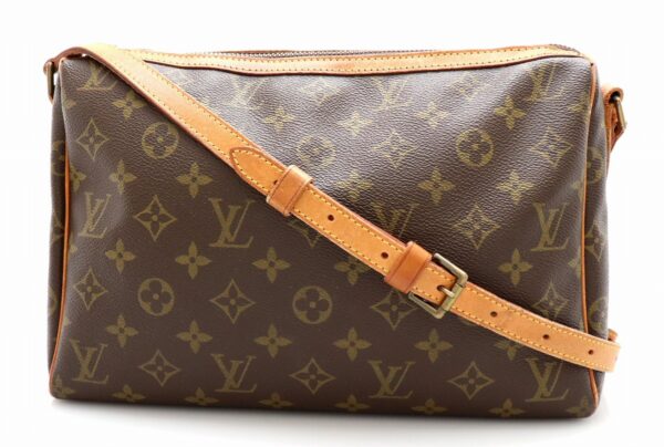 11662189 Louis Vuitton Monogram Shoulder Bag Canvas Brown