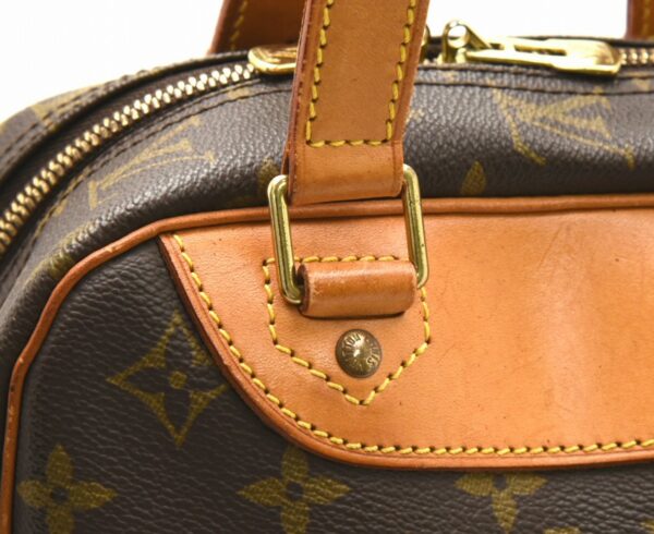 11662290 6 Louis Vuitton Monogram Excursion Bag Canvas Brown