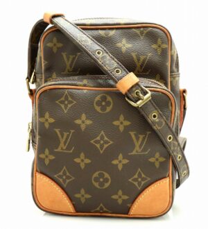 11662378 Gucci GG Marmont Quilted Small Chain Shoulder Bag