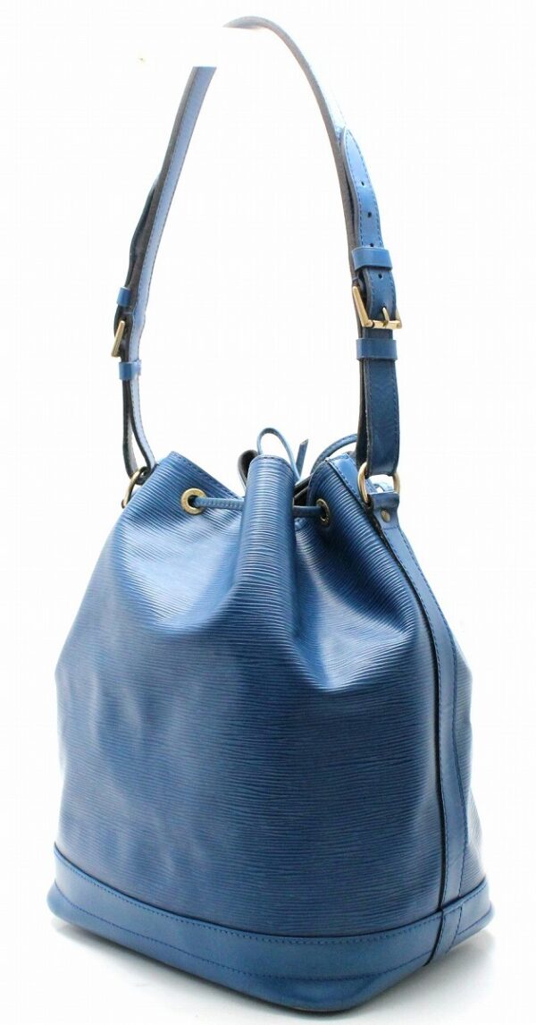 11662487 1 Louis Vuitton Epi Noe Drawstring Shoulder Bag Leather Blue