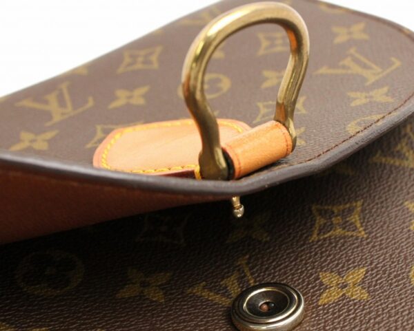 11670007 5 Louis Vuitton Monogram Saint Cloud Shoulder Bag Canvas Brown