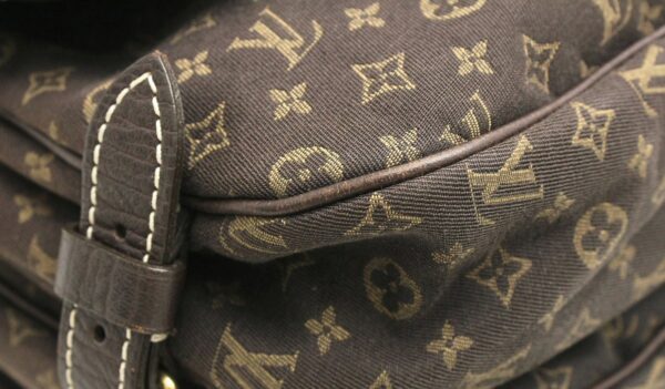 11670134 2 Louis Vuitton Monogram Saumur 30 Shoulder Bag Canvas Brown