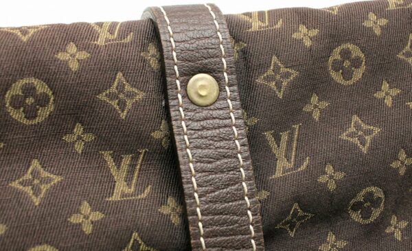 11670134 5 Louis Vuitton Monogram Saumur 30 Shoulder Bag Canvas Brown