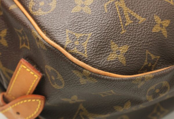 11670196 2 Louis Vuitton Monogram Saumur 35 Shoulder Bag Canvas Brown