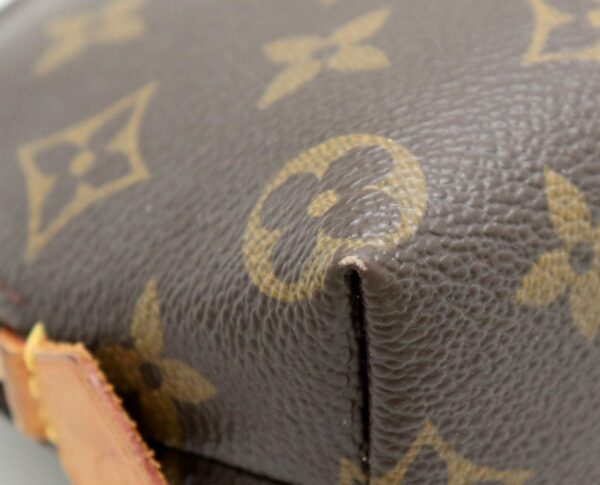 11670339 2 Louis Vuitton Monogram Pouch Canvas Brown