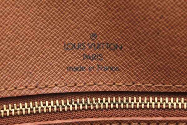 11670799 8 Louis Vuitton Monogram Porte de Cumin Voyage Briefcase Canvas Brown