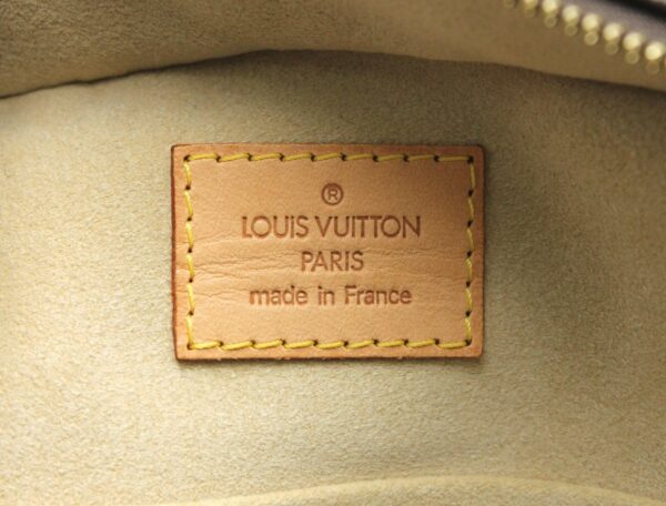 11671449 8 Louis Vuitton Monogram Manhattan PM Handbag Canvas Brown