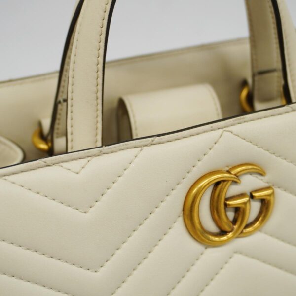 1240001049115 16 Gucci GG Marmont 2Way Bag White