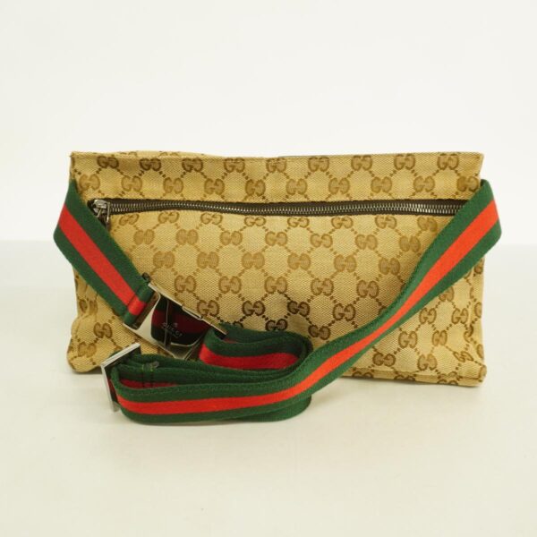 1240001050578 13 Gucci GG Sherry Line Body Bag Brown