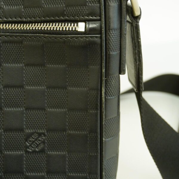 1240001050921 11 Louis Vuitton Damier Infini District PM Shoulder Bag Onyx